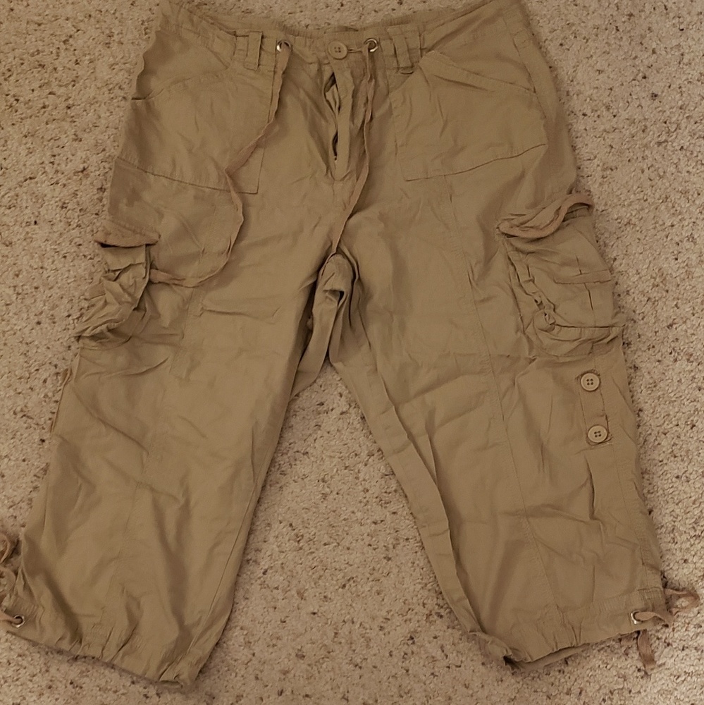 JW khaki cargo capris, 12.